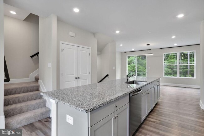 Building Photo - 2782 Bridgewater Dr