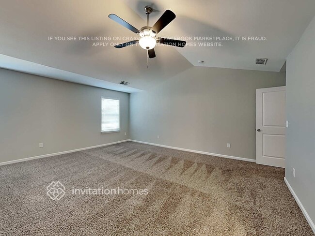 Building Photo - 1920 Northrop Dr