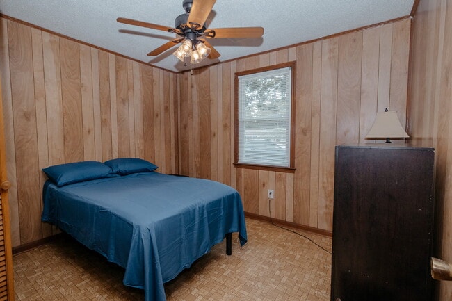 Building Photo - Fully Furnished Charleston Rental Near Folly Beach – Utilities Included | $3,600/Month