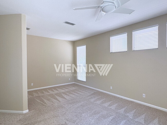 Building Photo - 961 Glide Ferry Way