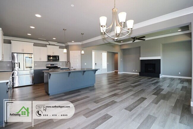 Building Photo - 4768 Lower Springs Rd
