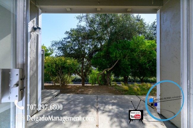 Building Photo - Benicia 2 bedroom condo