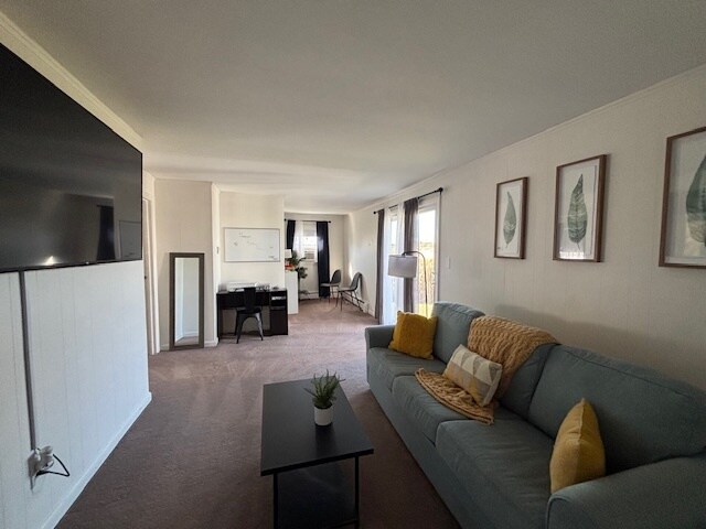 Building Photo - 93 Seaside Ave