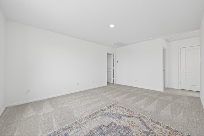 Building Photo - 6273 Alder Crk Dr