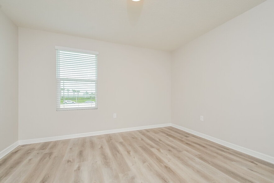 Building Photo - 10257 Geese Trail Cir