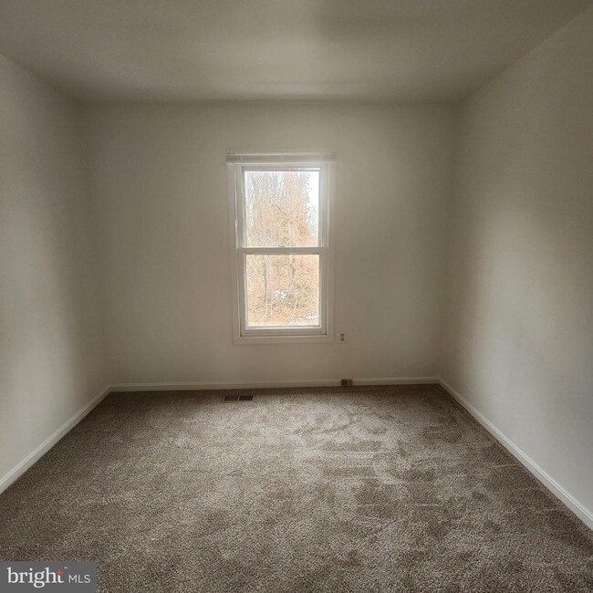 Building Photo - 7261 St Lucia Ct