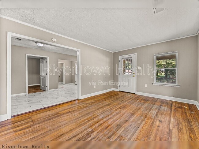 Building Photo - 1678 Alta Vista Ave