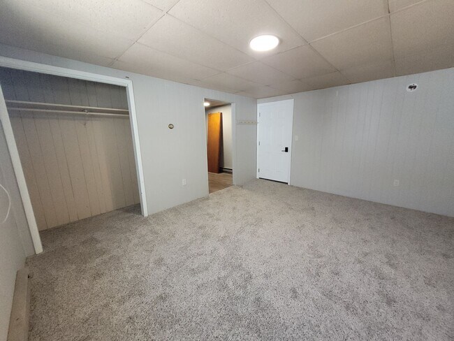 Building Photo - 23 Cloister Ave