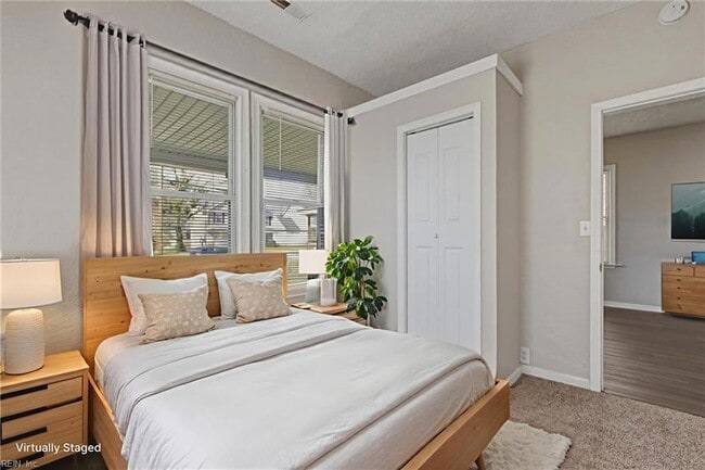 Building Photo - 720 Forbes St