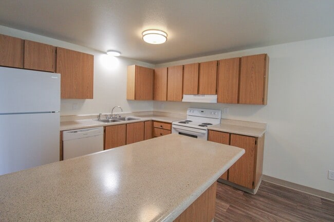 Interior Photo - Valley Vista