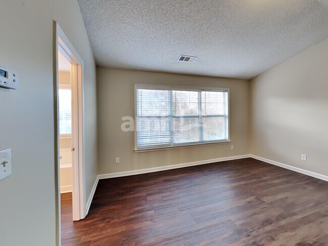 Building Photo - 2237 Tallapoosa Dr