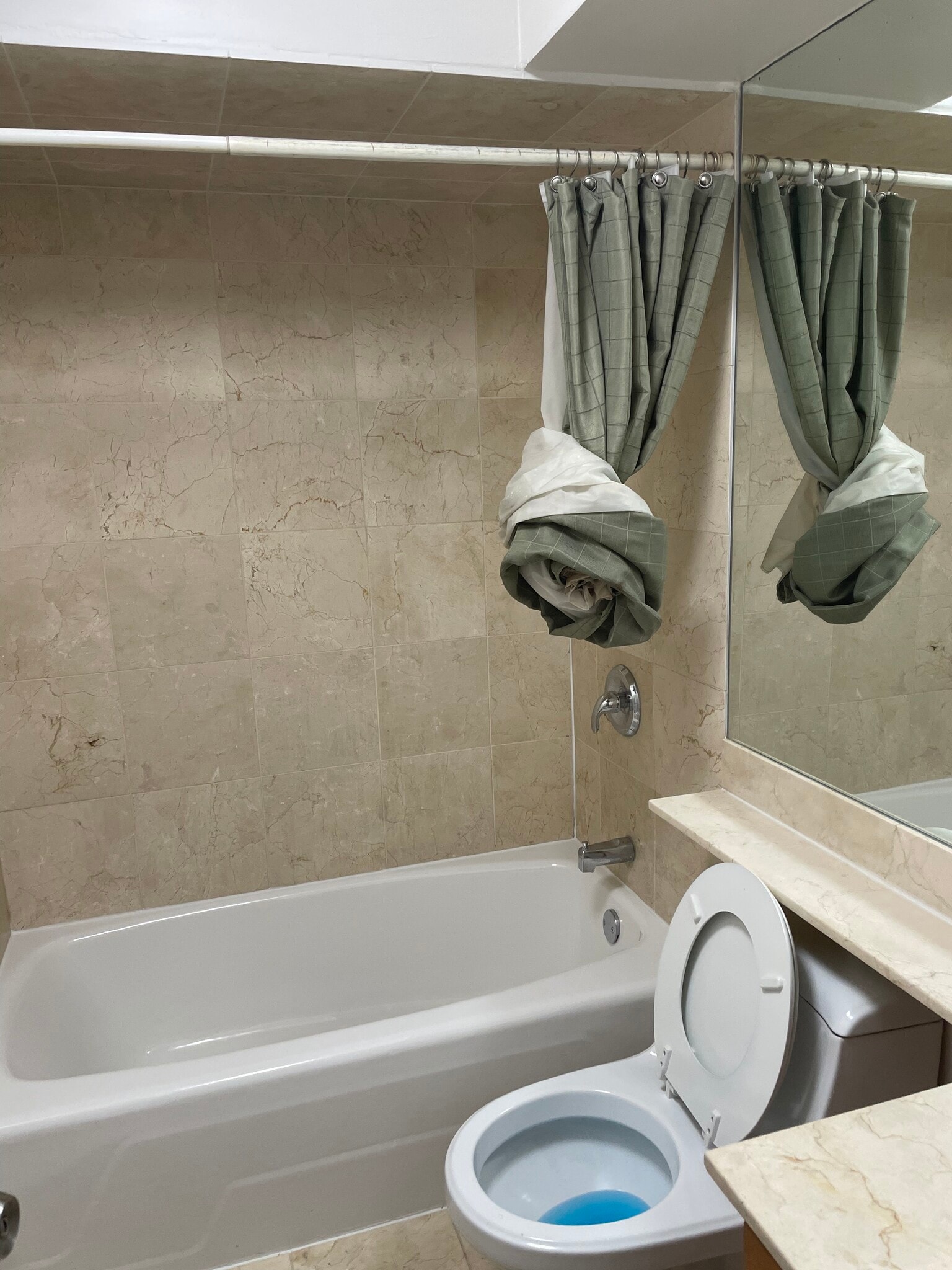 Bathroom - 8708 W Berwyn Ave