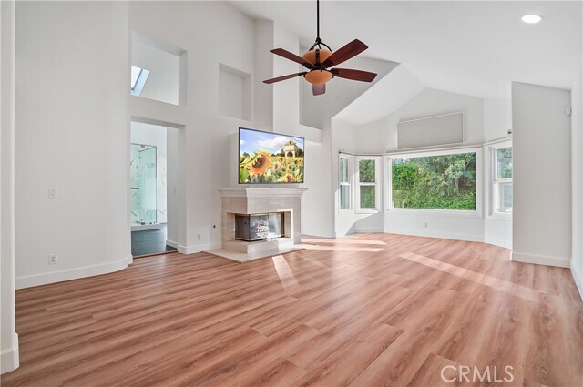 Building Photo - 24868 Paseo Primario