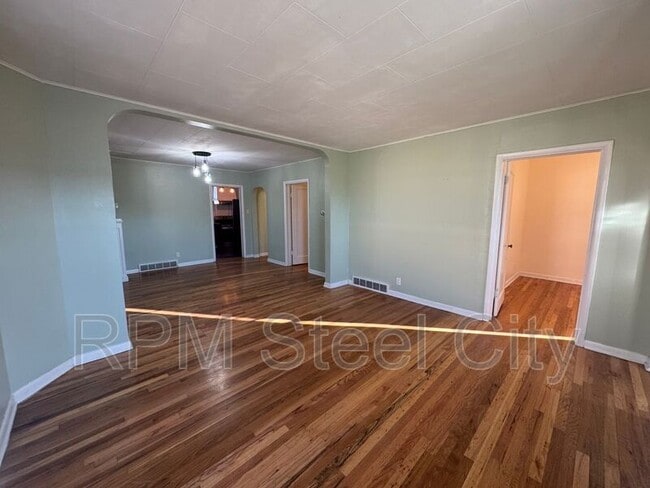 Building Photo - 908 Spruce St