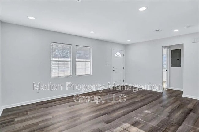 Building Photo - 317 Preston St
