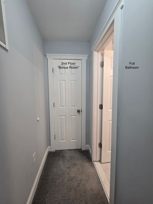 Building Photo - Spacious, meticulously renovated single family: 2-bedroom, 2 full bathroom & finished basement an...