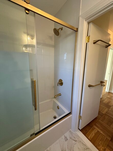 Building Photo - 108 Homewood Rd