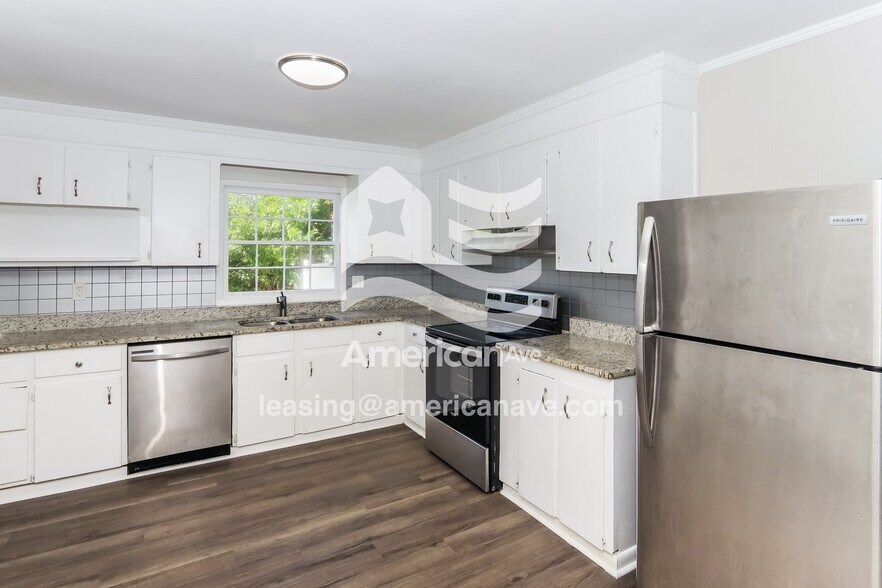 Building Photo - 106 Kingsnoll Dr