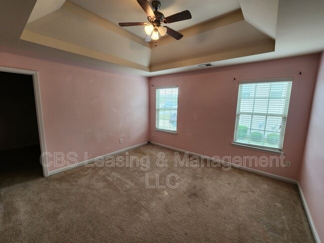 Building Photo - 25 Avery Dr