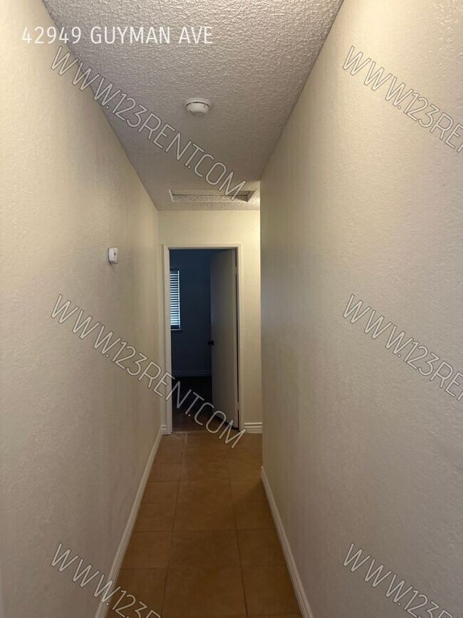 Building Photo - 42949 Guyman Ave