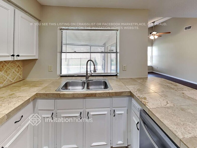 Building Photo - 16609 Calico Pl