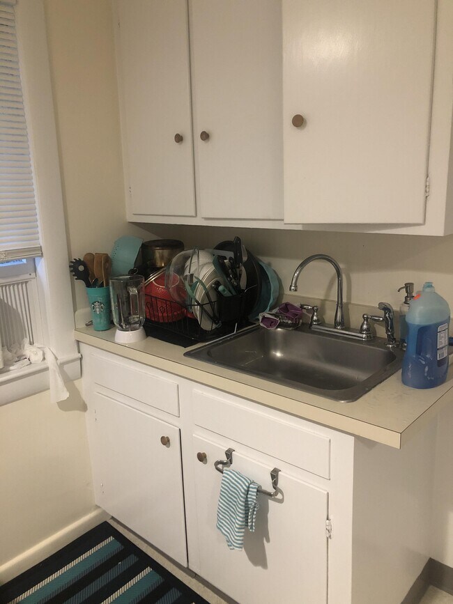 Building Photo - 1024 Chestnut St