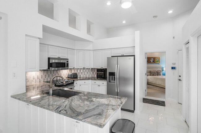 Building Photo - 2412 NW 67th St