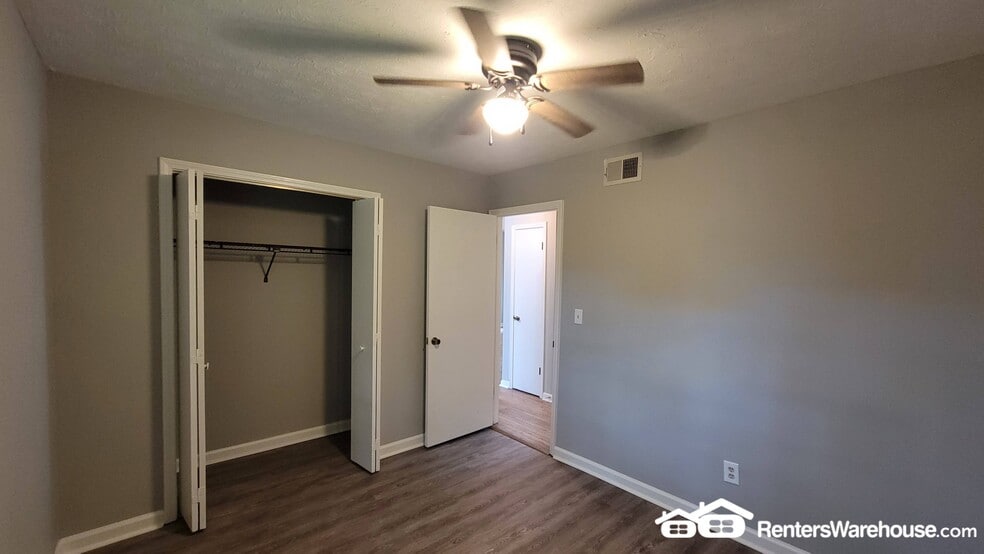 Building Photo - 3039 Jonathan Ct SW