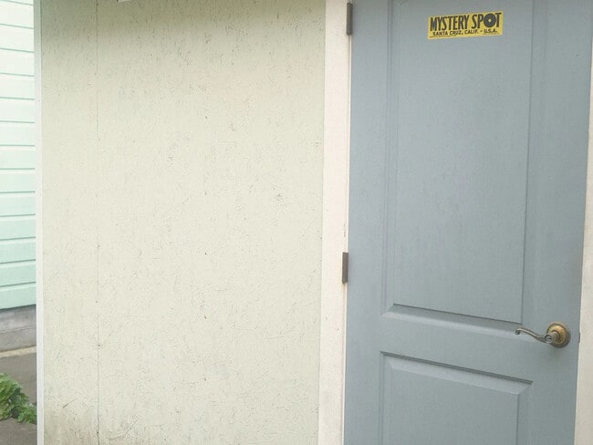 Building Photo - 2414 Clement St