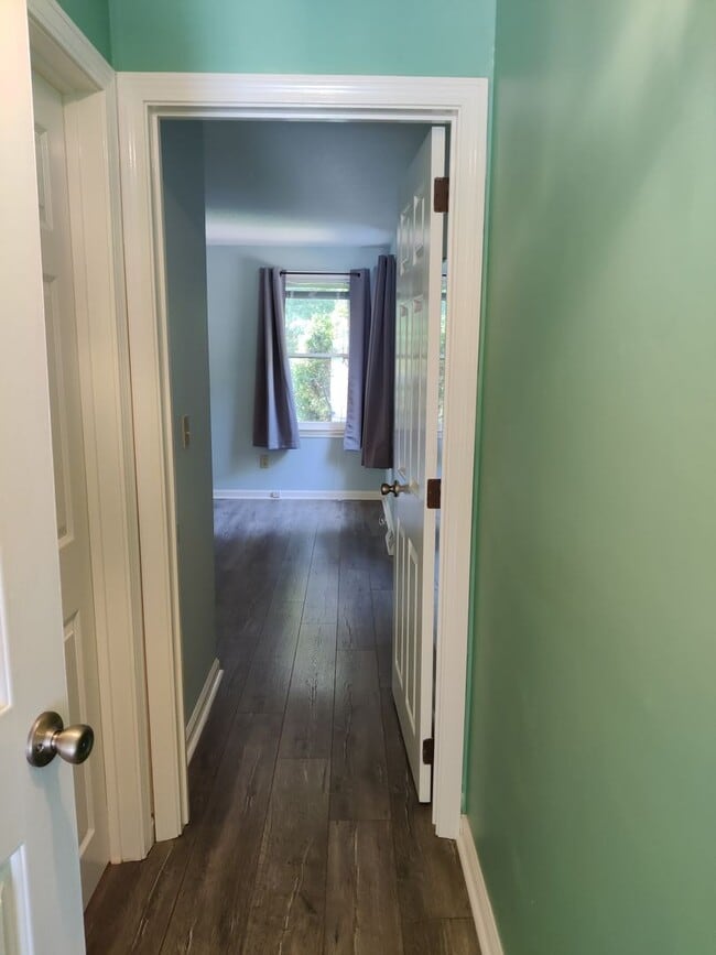 Building Photo - 2 Bedroom, 2 Bedroom Condo Year Round-Yarmouth Port