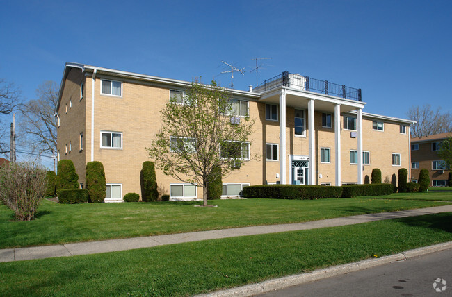 Primary Photo - Jack Larson Apartments