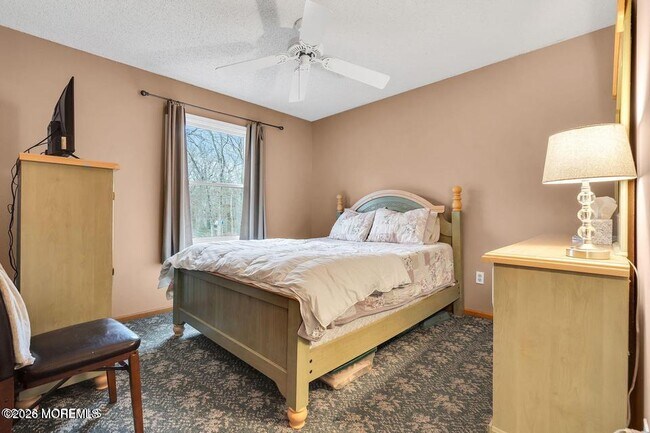 Building Photo - 1923 Whitesville Rd