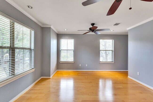 Building Photo - 11603 Ladera Vista Dr