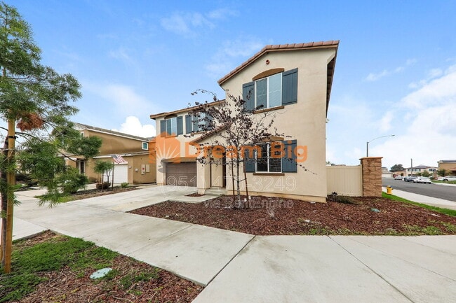 Building Photo - 24712 Hudson St