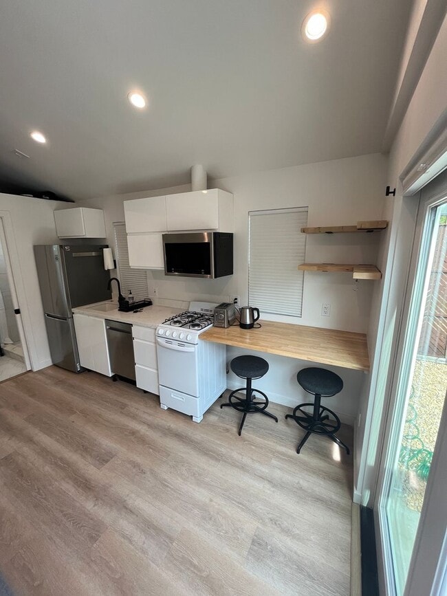 Building Photo - Skrzypek