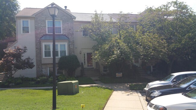 Building Photo - 11140 Cherryvale Terrace