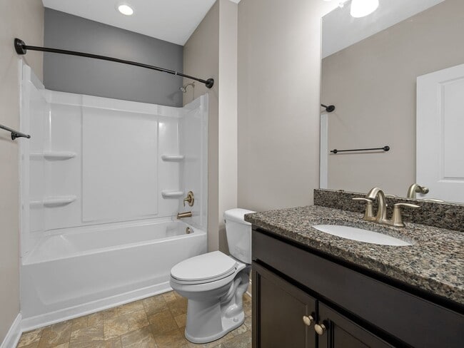 Building Photo - Beautiful 4 BR, 2 BA Home, 2 Car Garage wi...