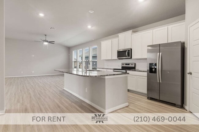 Building Photo - 2926 Playa Azul Blvd