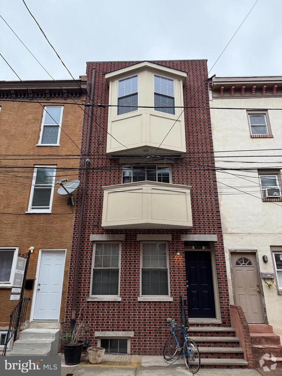 Building Photo - 1217 Montrose St
