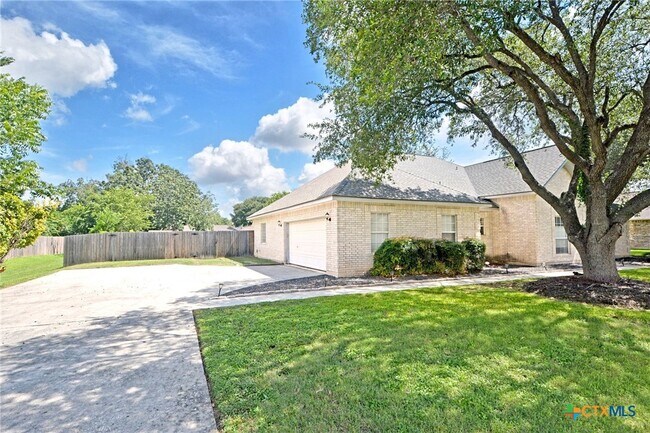 Building Photo - 380 Las Brisas Blvd