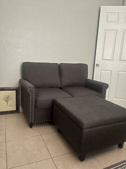 Building Photo - 8418 Lourenco Ln