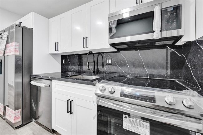 Building Photo - 5310 NW 16th St