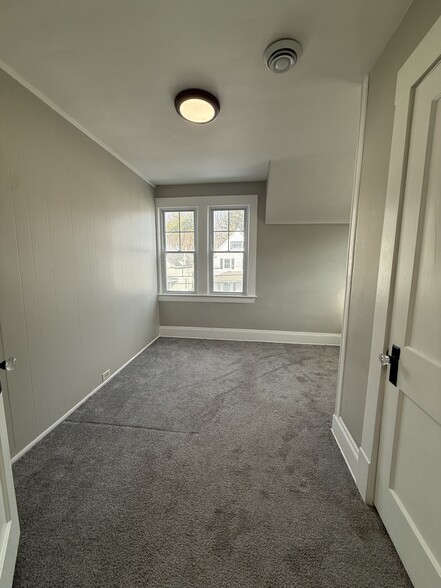 Bedroom - 4009 Muriel Ave