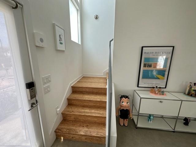 Building Photo - 5501 Link Ave