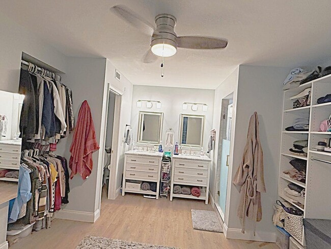 Building Photo - 212 2nd Ln