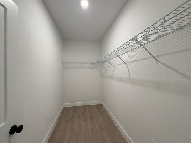 Building Photo - 1393 W Lorraine Dr