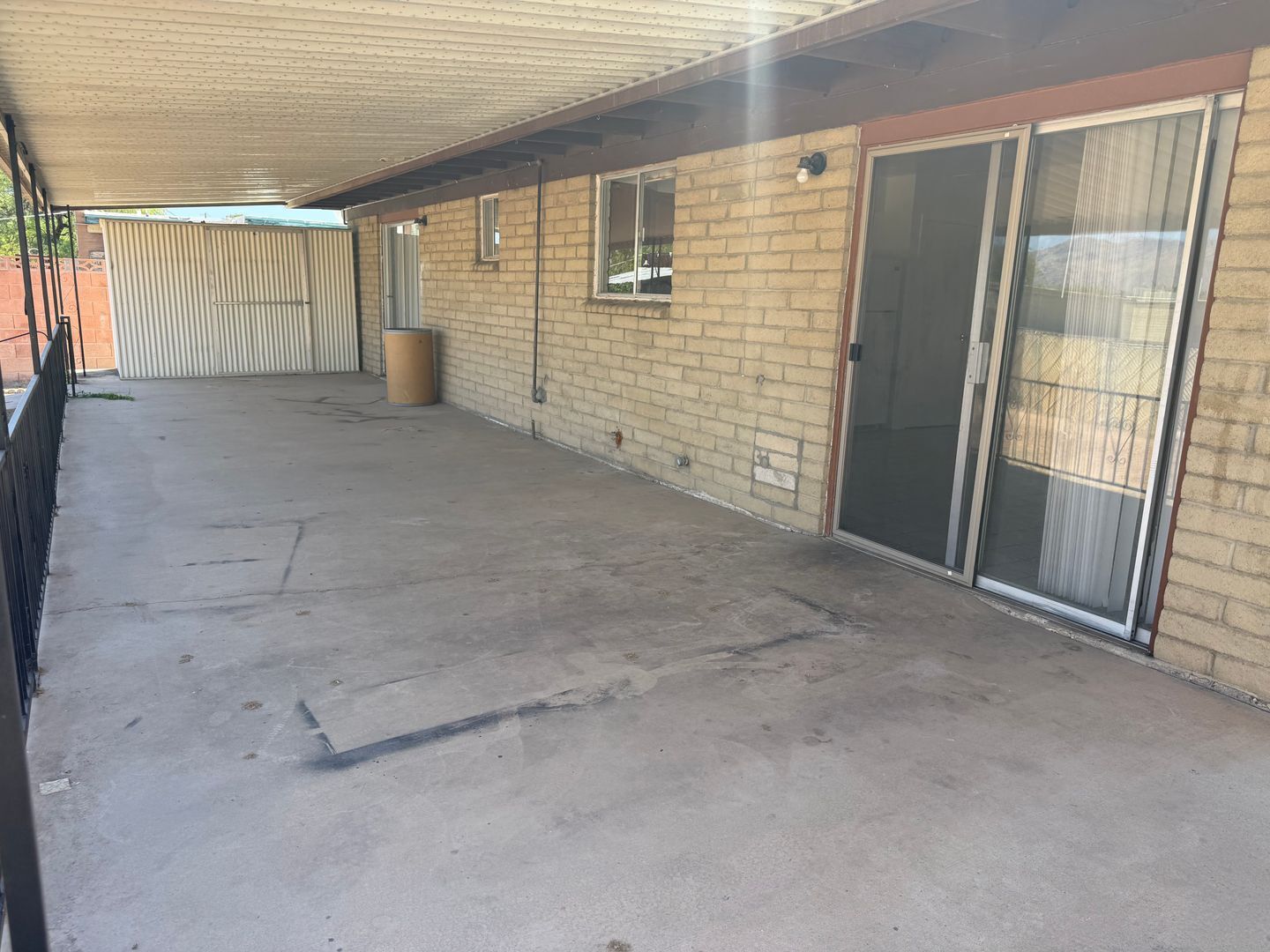 Building Photo - 4541 E San Francisco Blvd