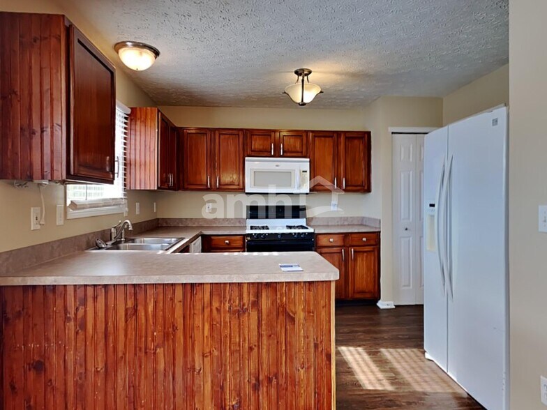 Building Photo - 143 Galloway Ridge Dr