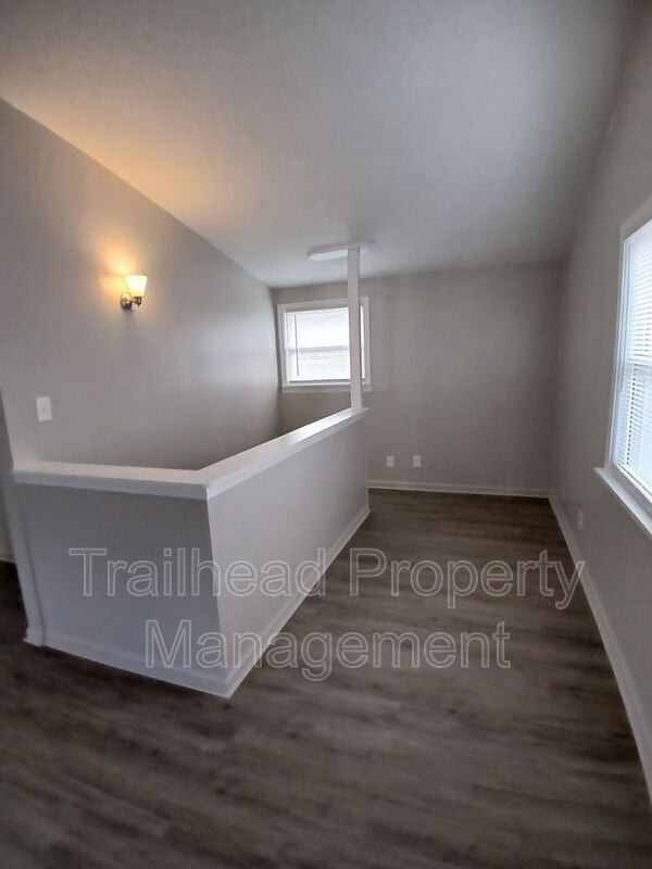 Building Photo - 519 Maier Dr