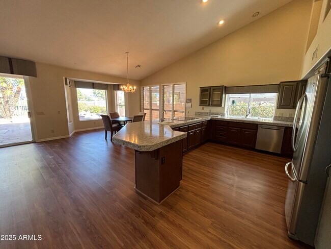 Building Photo - 25033 S Ribbonwood Dr